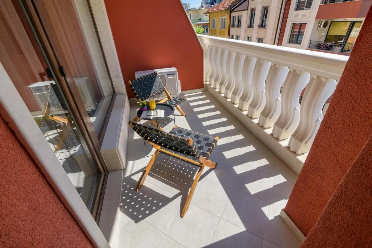 Borghese Apartment Grand Caravel Varna